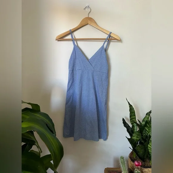 Brandy Melville Amara Light Blue Floral Dress - Picture 5 of 9